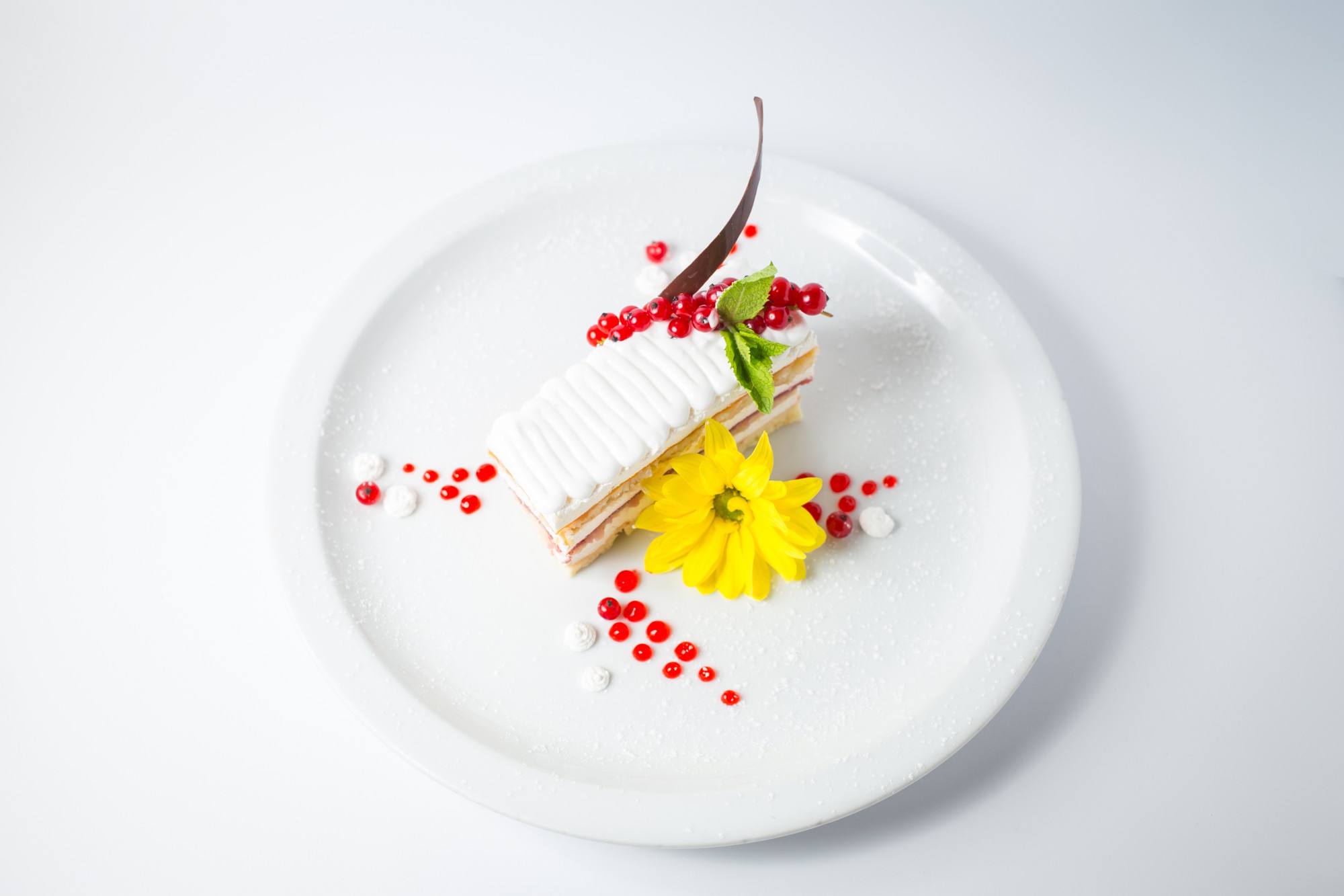 Sunum tabağı ve detaylı plating